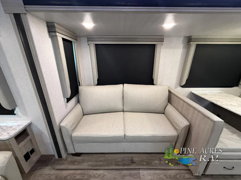 2022 East to West Alta 2850KRL, Photos photo 8