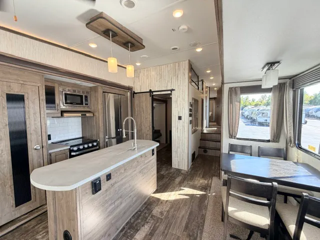 2019 Forest River Sabre 36BHQ, Photos photo 14