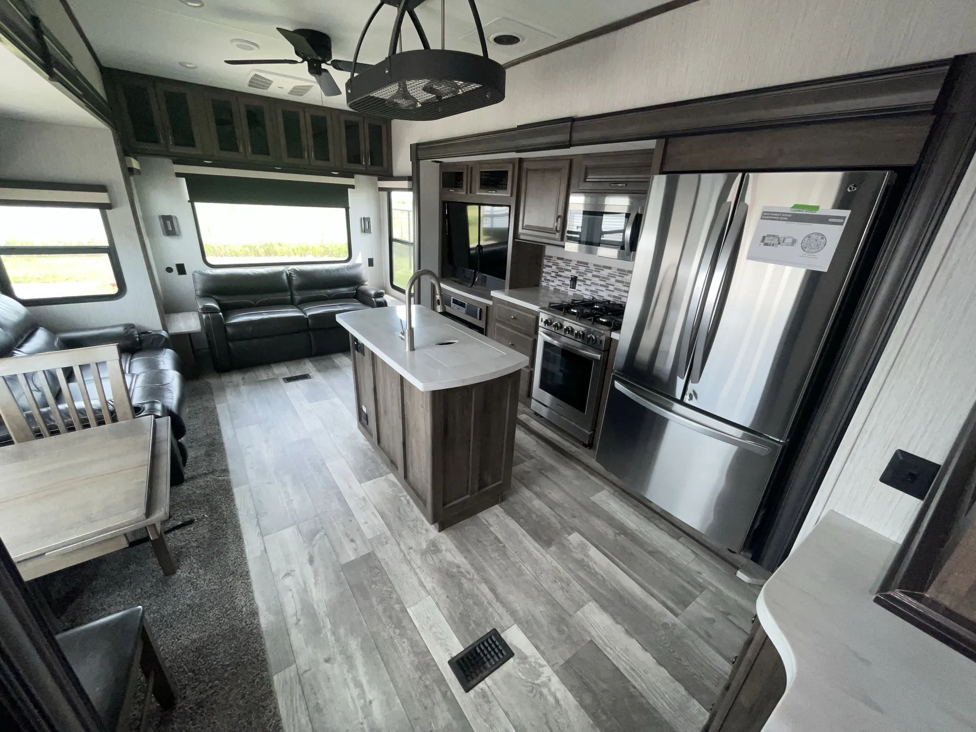 2021 Forest River Sandpiper 321RL - Photo 3