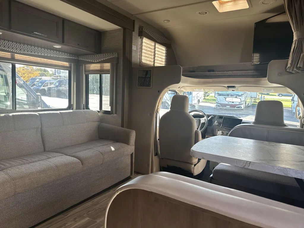 2021 Thor Motor Coach Freedom Elite 27FE, Photos photo 3