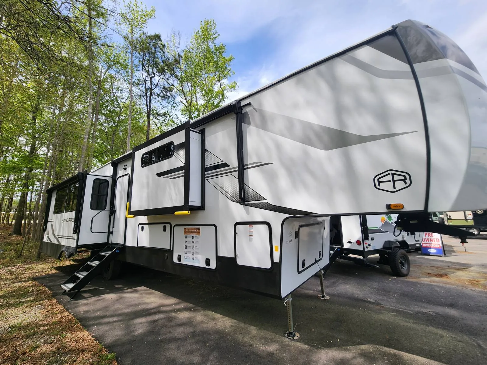 2026 Forest River Sandpiper 3800RK - Photo 2