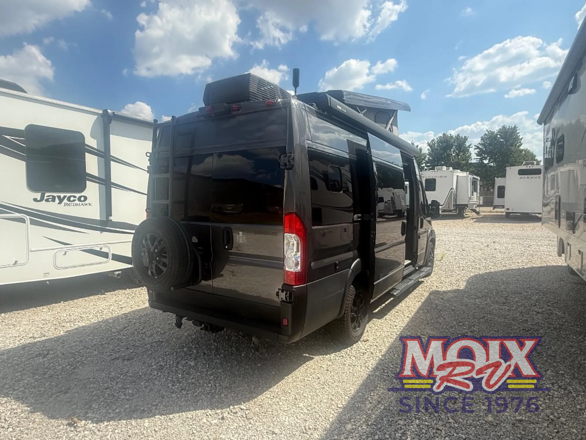 2024 Airstream Rangeline 21PS - Photo 3