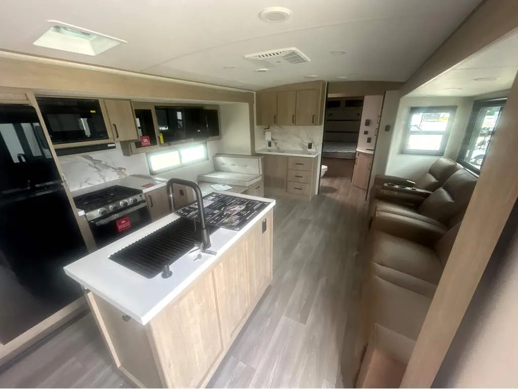 2026 Grand Design Imagine 3210BH, Photos photo 14