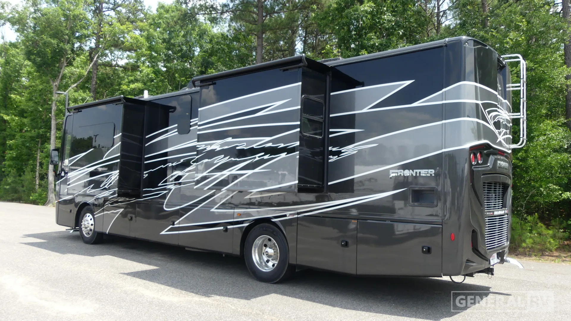 2026 Fleetwood Frontier 38RT - Photo 4