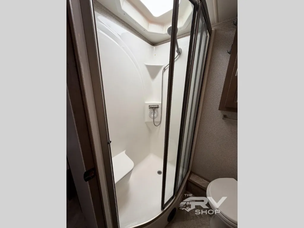 2019 Forest River Georgetown 5 Series GT5 36B5, Photos photo 18
