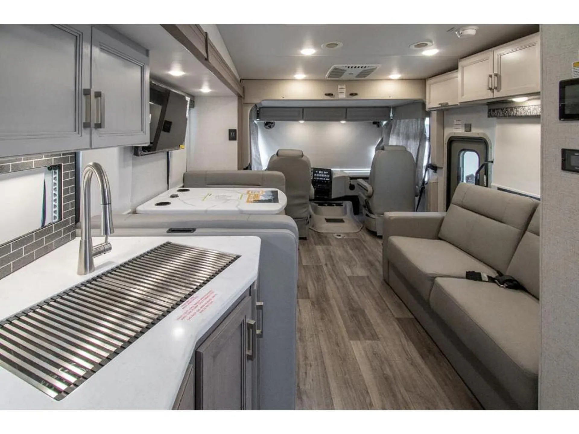2027 Thor Motor Coach Outlaw Wild West Edition 38M - Photo 3