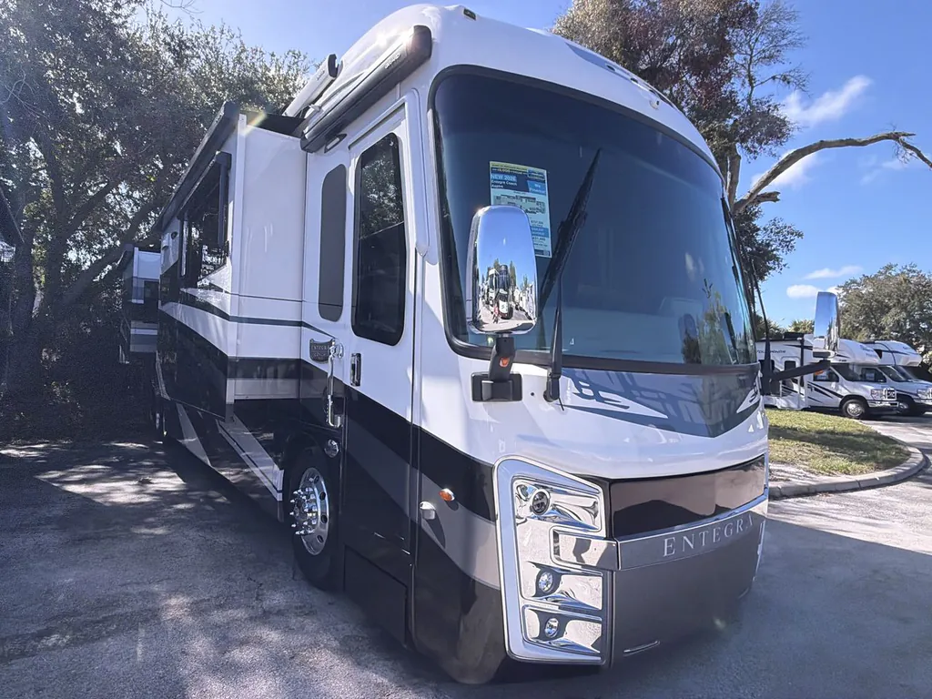2026 Entegra Coach Aspire 44D, Photos photo 2
