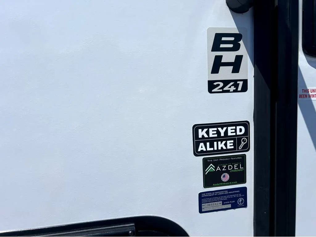 2026 Alliance RV Delta Ultra Lite BH241 - Photo 4