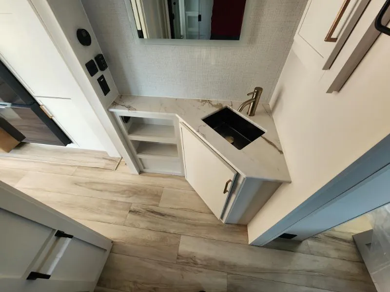 2026 Brinkley Model I 294, Photos photo 26