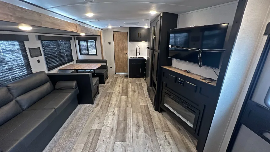 2022 Keystone Springdale 285TL - Photo 4