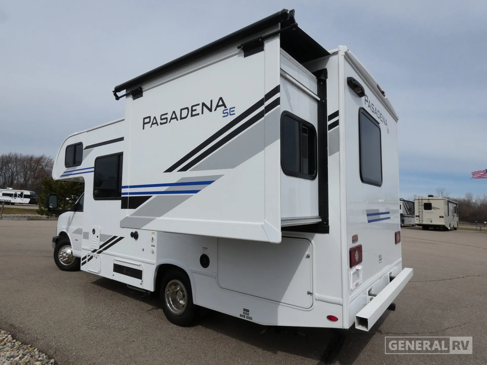 2026 Thor Motor Coach Pasadena SE SZ22 Chevy - Photo 4