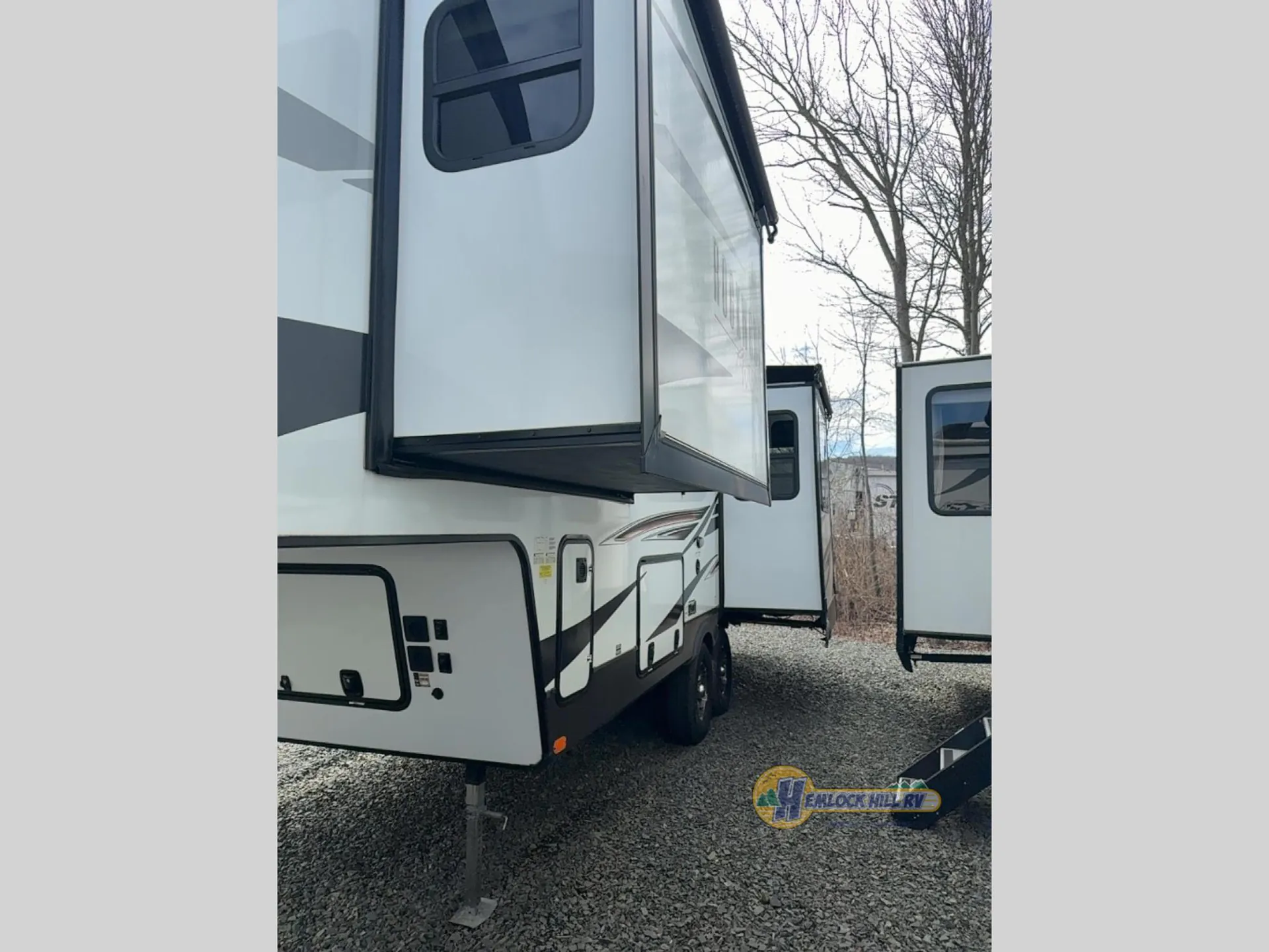 2022 Forest River Rockwood Ultra Lite 2442BS - Photo 3