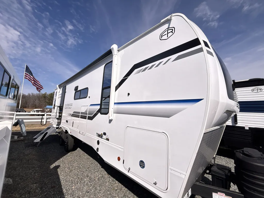 2026 Forest River Alpha Wolf 24TRUNK, Photos photo 4