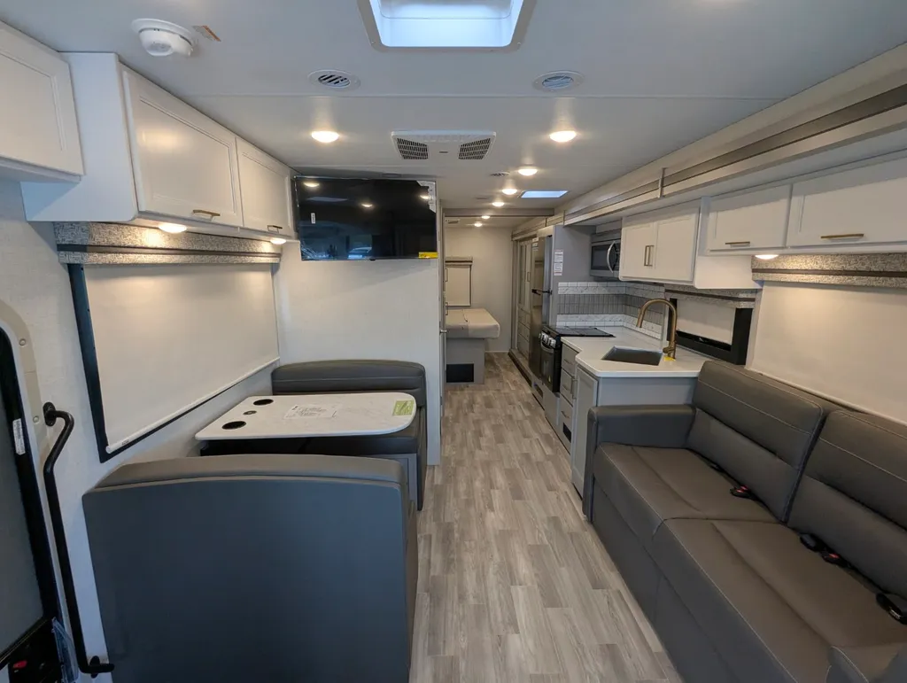2026 Thor Motor Coach Windsport 29L, Photos photo 14
