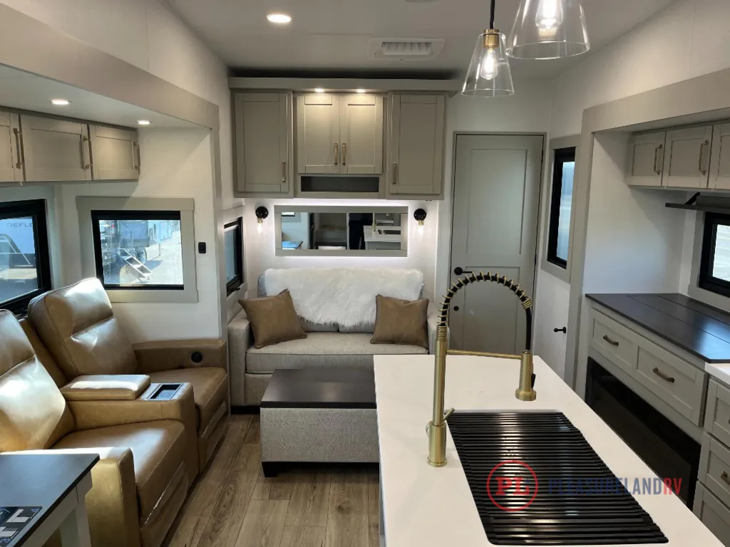2026 Brinkley Model Z 3515, Photos photo 14