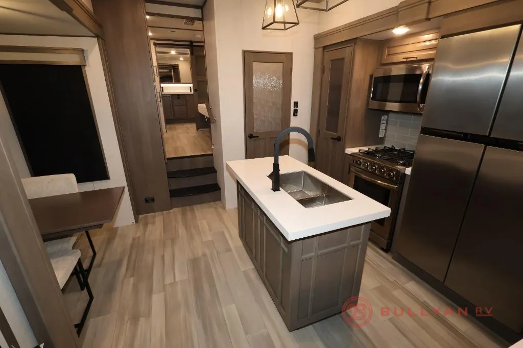 2023 Grand Design Solitude 380FL - Photo 3