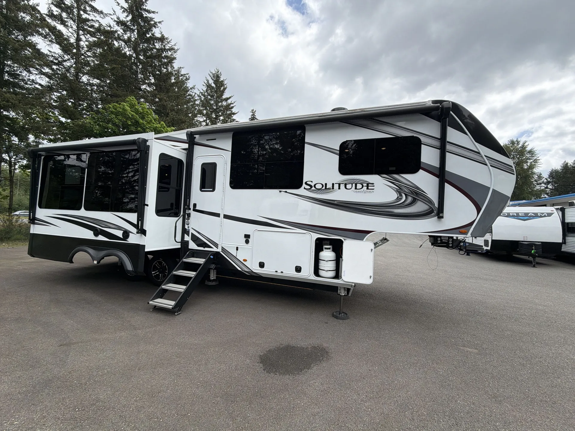 2022 Grand Design Solitude 280RK - Photo 2