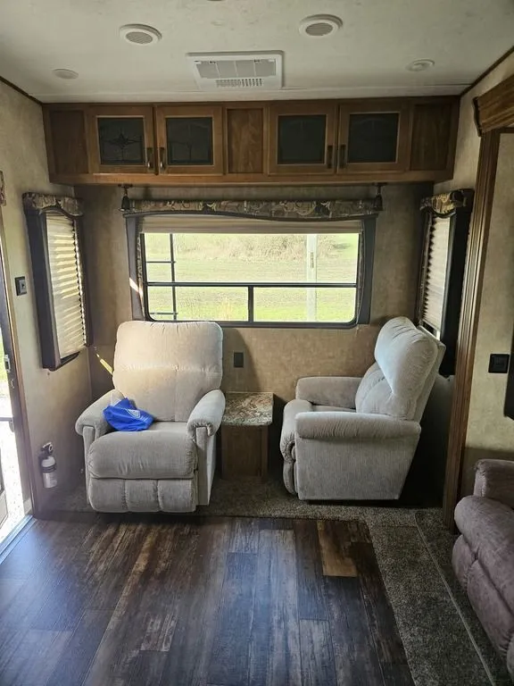2014 Augusta RV Flex AF - Photo 2