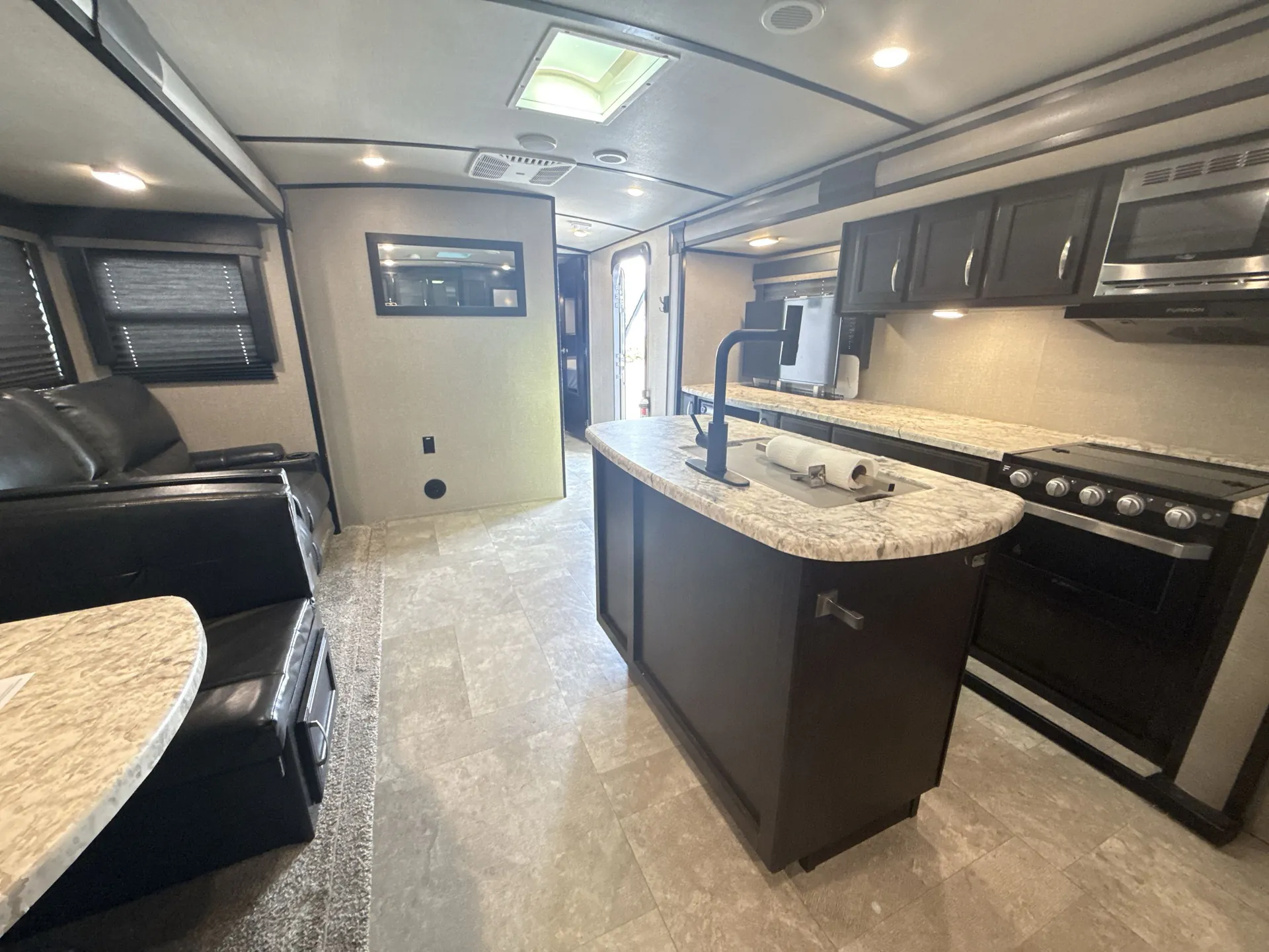 2019 Grand Design Imagine 2670MK — living area main