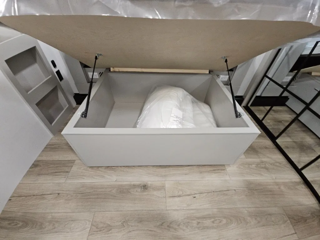 2026 Brinkley Model Z 3515, Bedroom photo 6