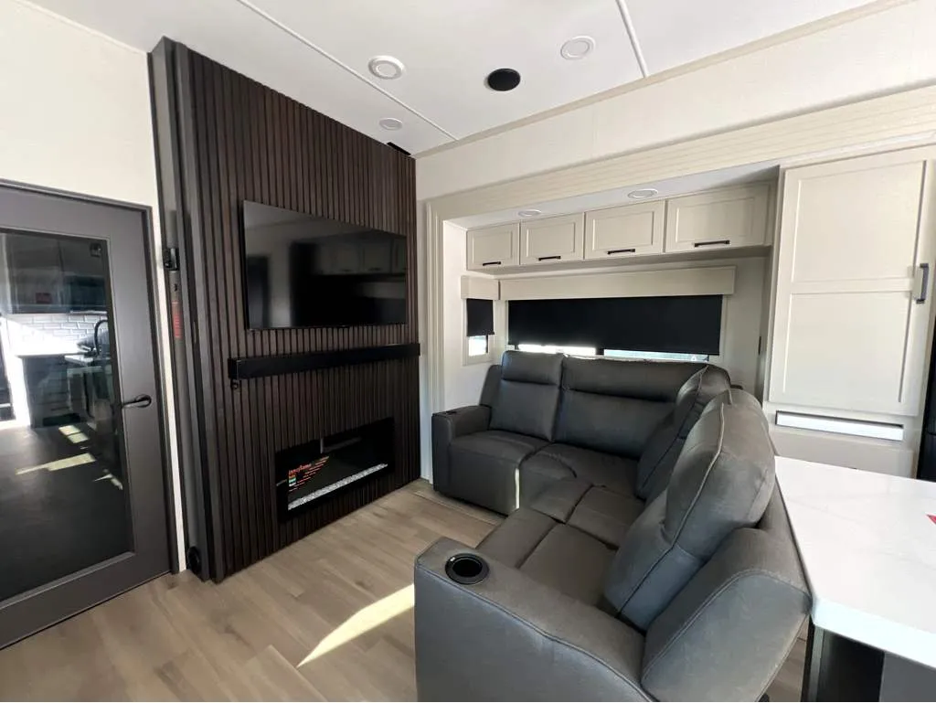 2026 Grand Design Momentum 395M, Photos photo 9