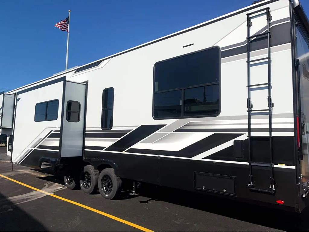 2026 Grand Design Momentum G-Class Fifth Wheel 394G - Photo 4