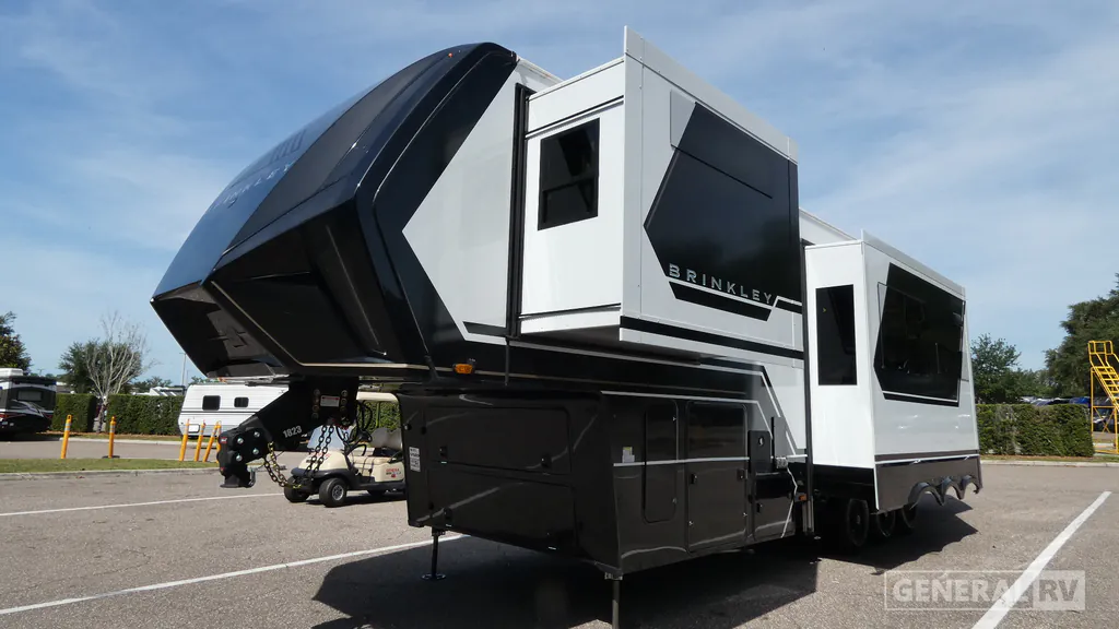2025 Brinkley Model G 3250, Photos photo 5