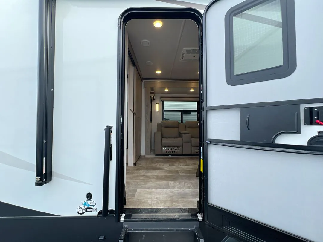 2024 Forest River Rockwood Signature 8262RBS - Photo 4