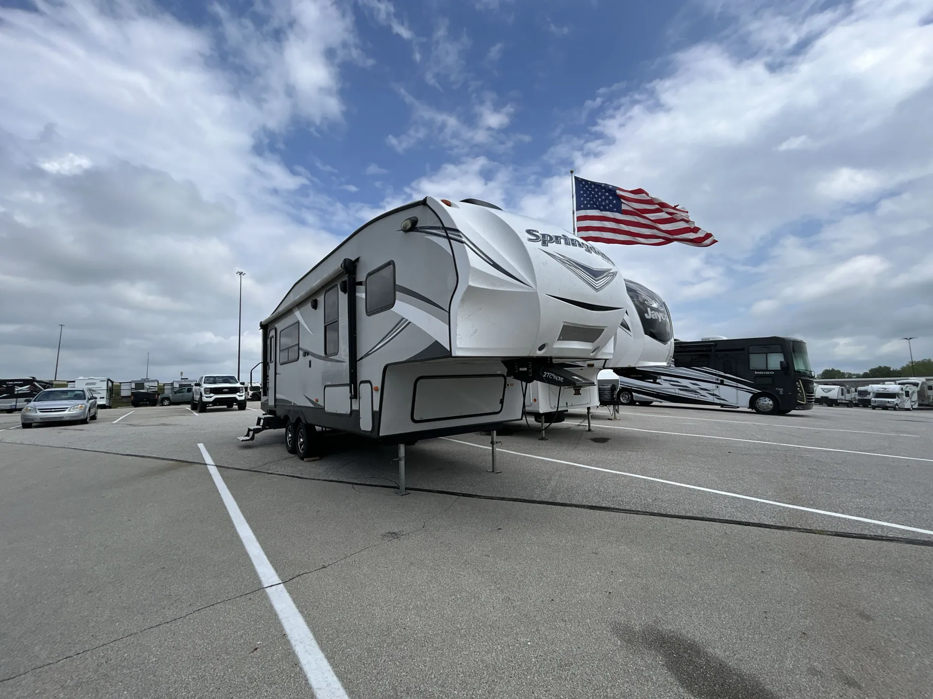 2017 Keystone Springdale 262FWRK - Photo 2