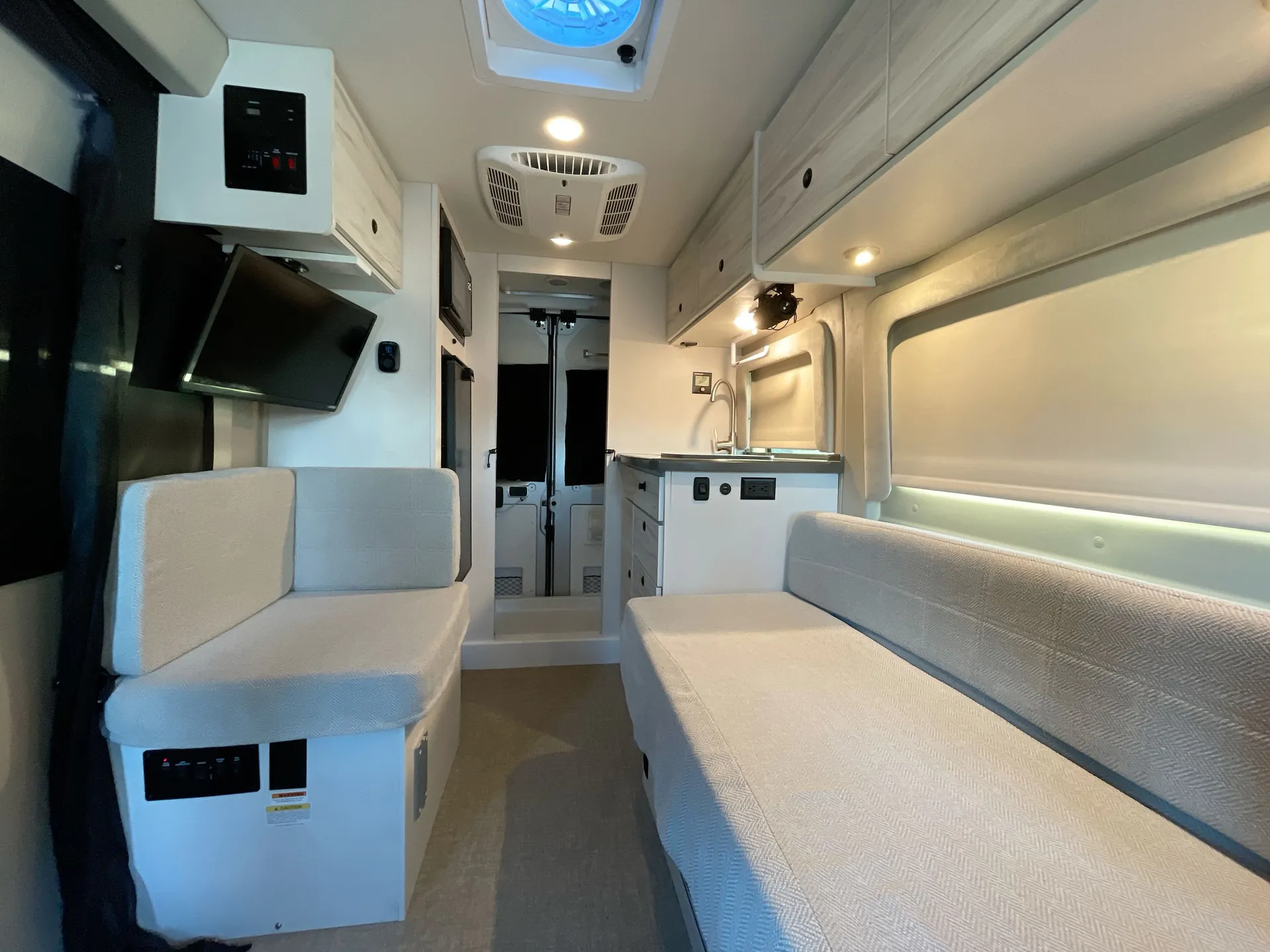 2024 Jayco Comet 18C — living area main