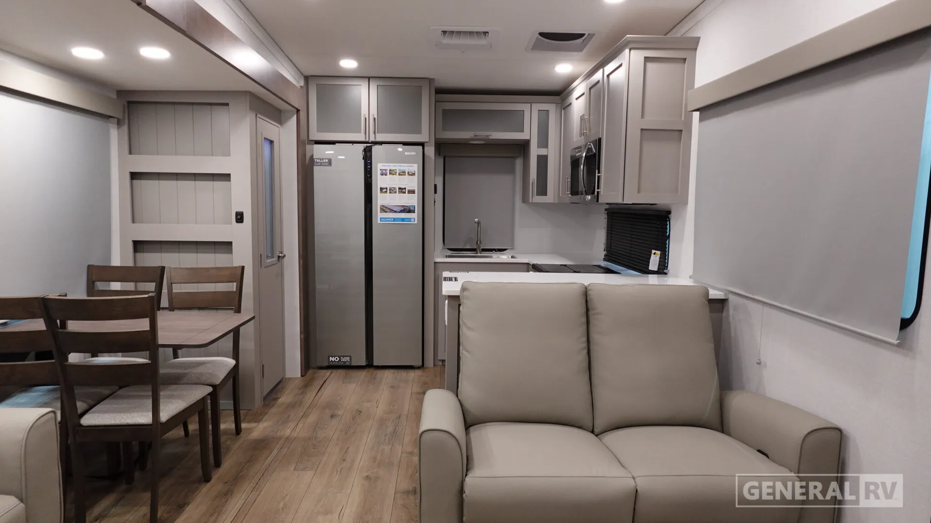 2026 Alliance RV Avenue 35RKS - Photo 3
