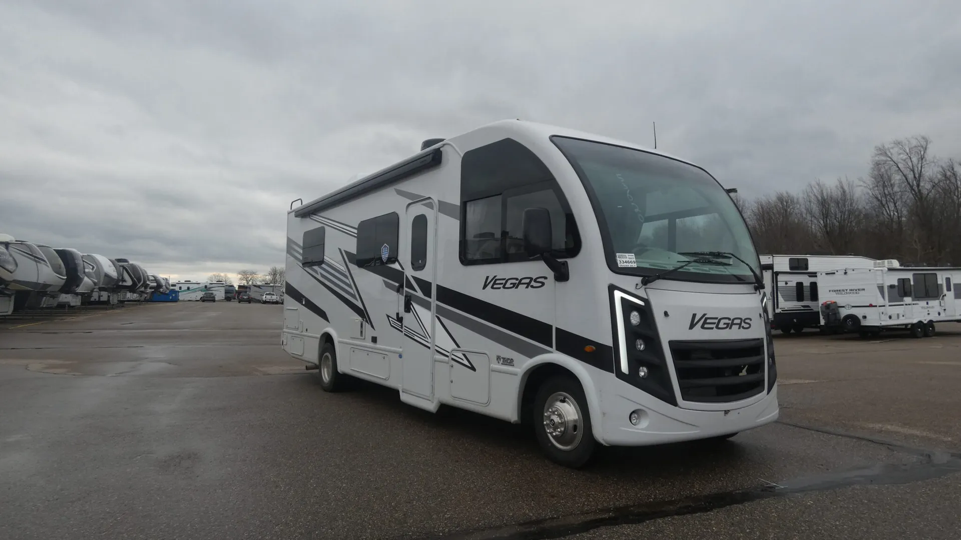 2026 Thor Motor Coach Vegas 26.1 - Photo 2