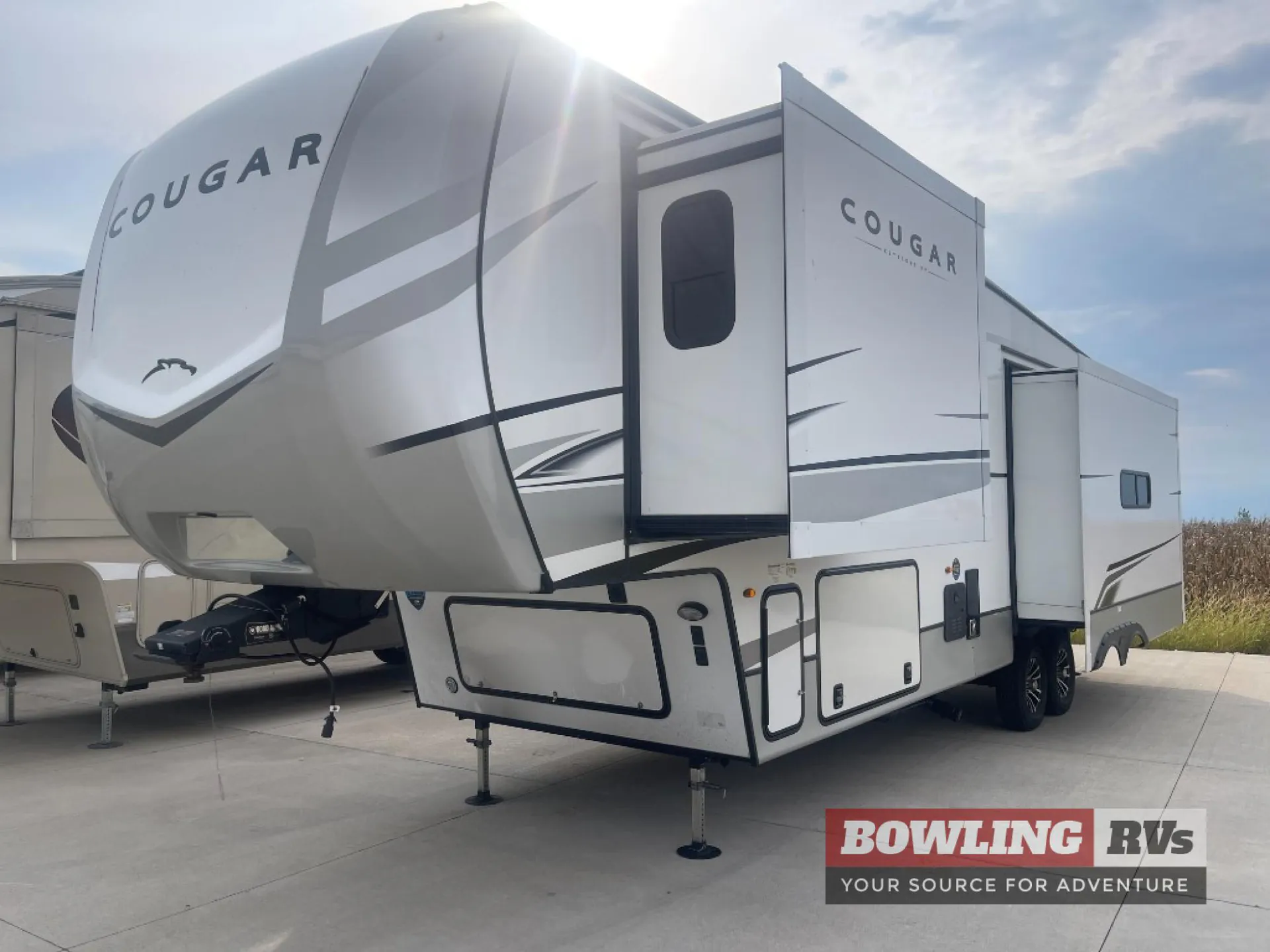 2024 Keystone Cougar 316RLSSE - Photo 2