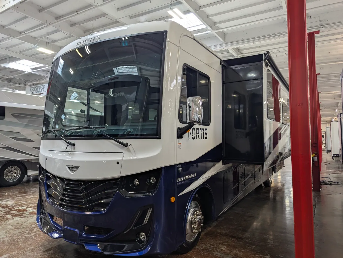 2026 Fleetwood Fortis 34MB - Photo 3