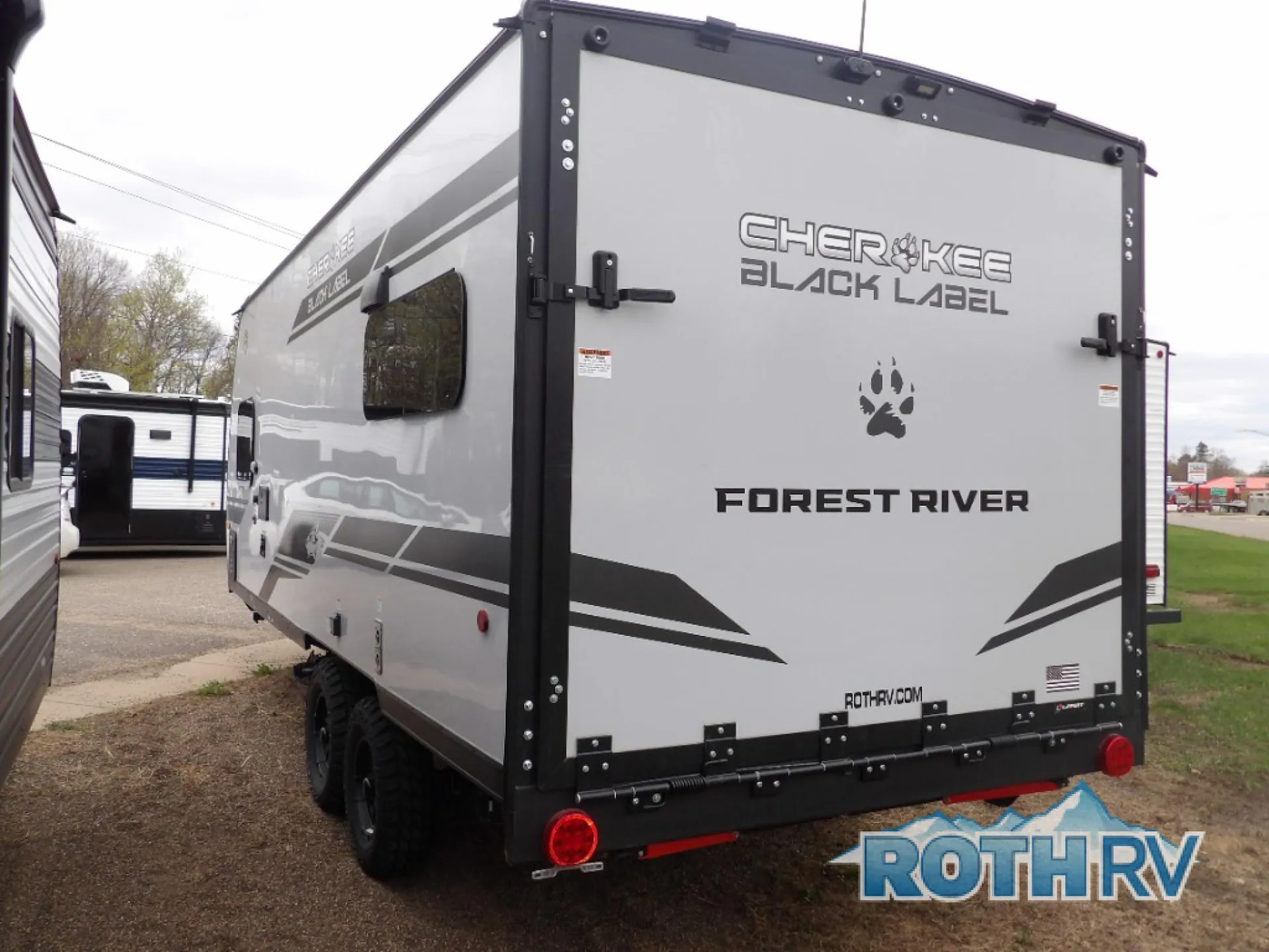 2026 Forest River Cherokee Grey Wolf Black Label 18RRBL - Photo 4