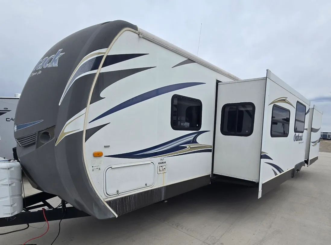 2012 Keystone Outback 312BH - Photo 3