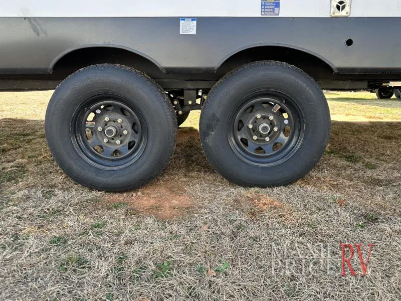 2026 Shasta RVs i-5 Edition 532BEDS - Photo 4