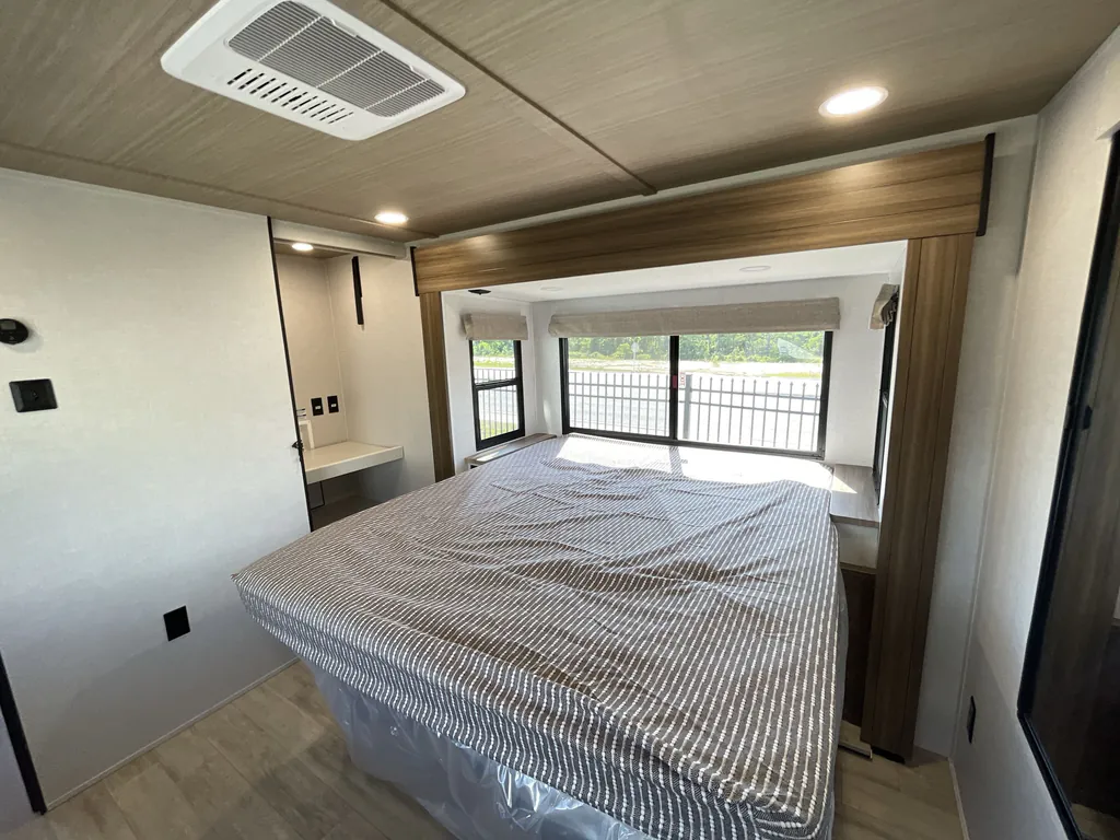 2026 Forest River Vibe 3400XL, Photos photo 16