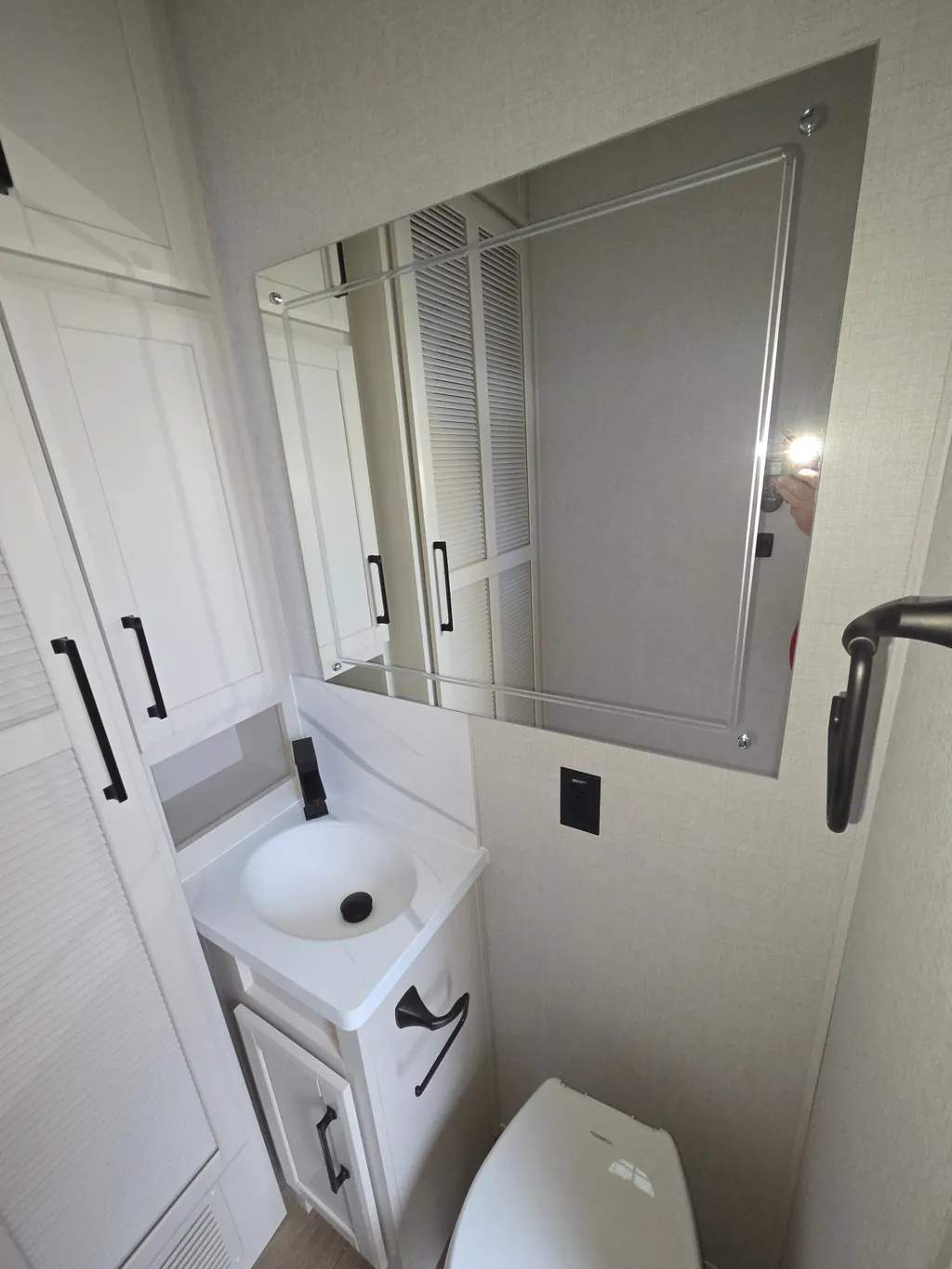 2026 Forest River Riverstone Legacy 43BFC, Photos photo 40