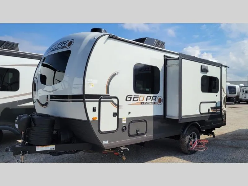 2025 Forest River Rockwood G19FBS - Photo 3