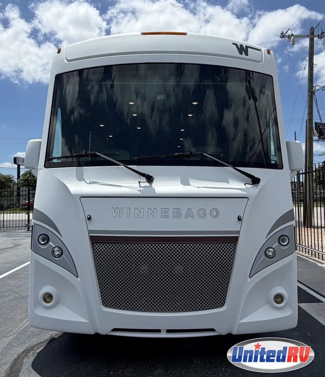 2019 WINNEBAGO WINNEBAGO 31P - Photo 3