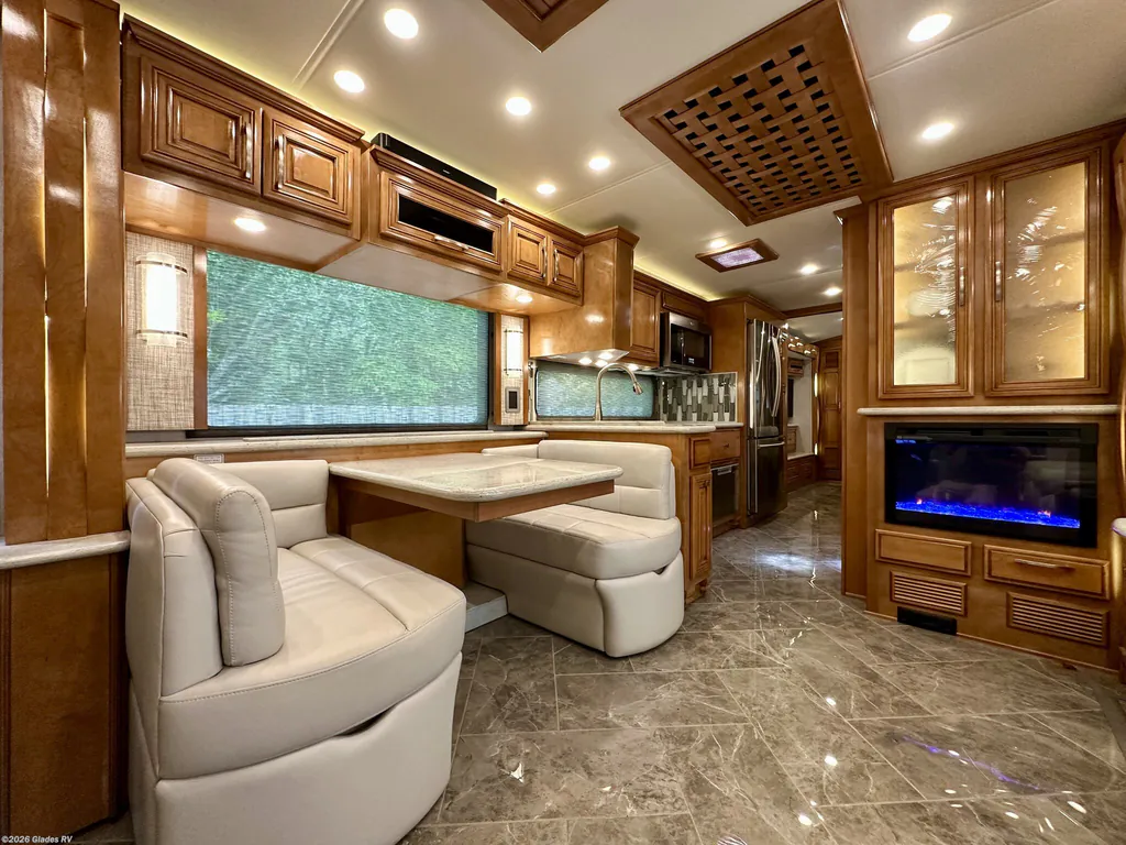 2021 Newmar New Aire 3543, Photos photo 3