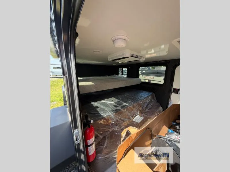 2027 Encore RV ROG 12BH - Photo 3