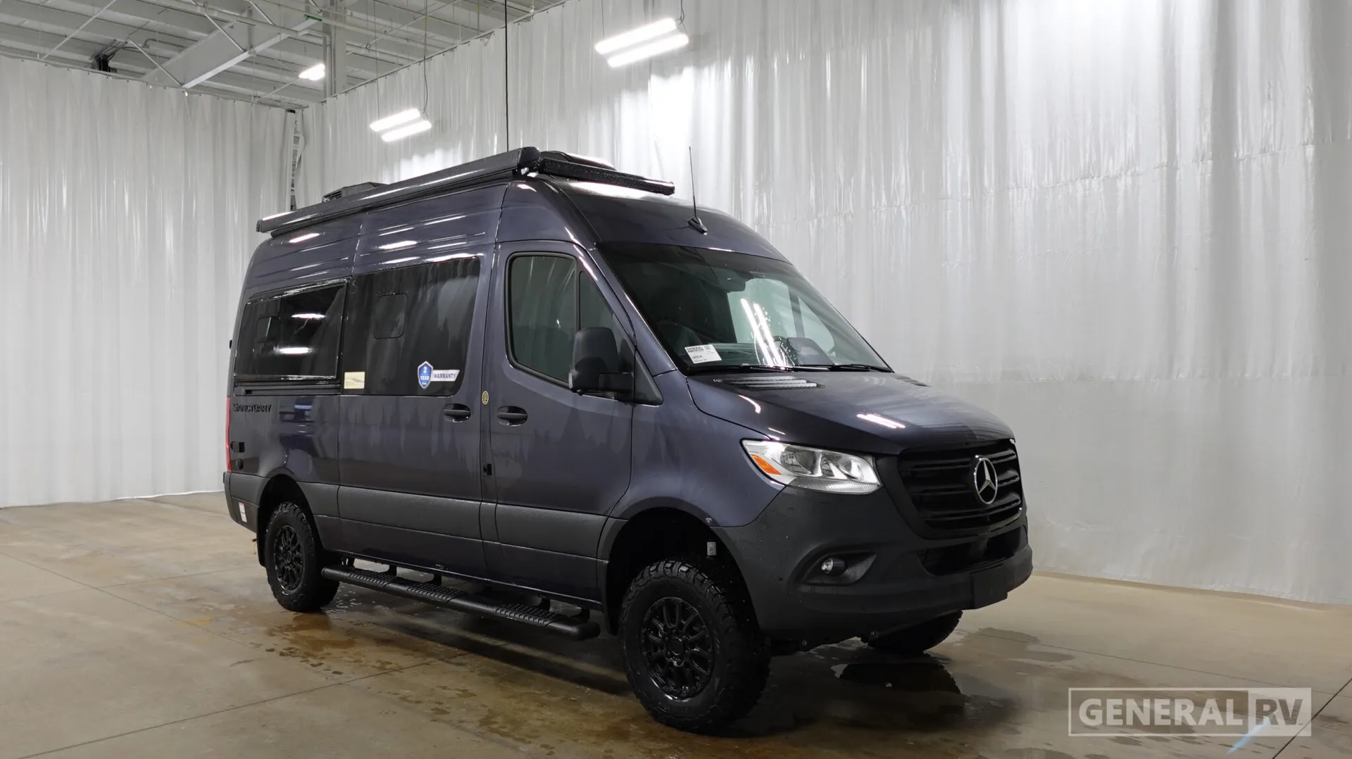 2026 Thor Motor Coach Sanctuary 19M - Photo 2