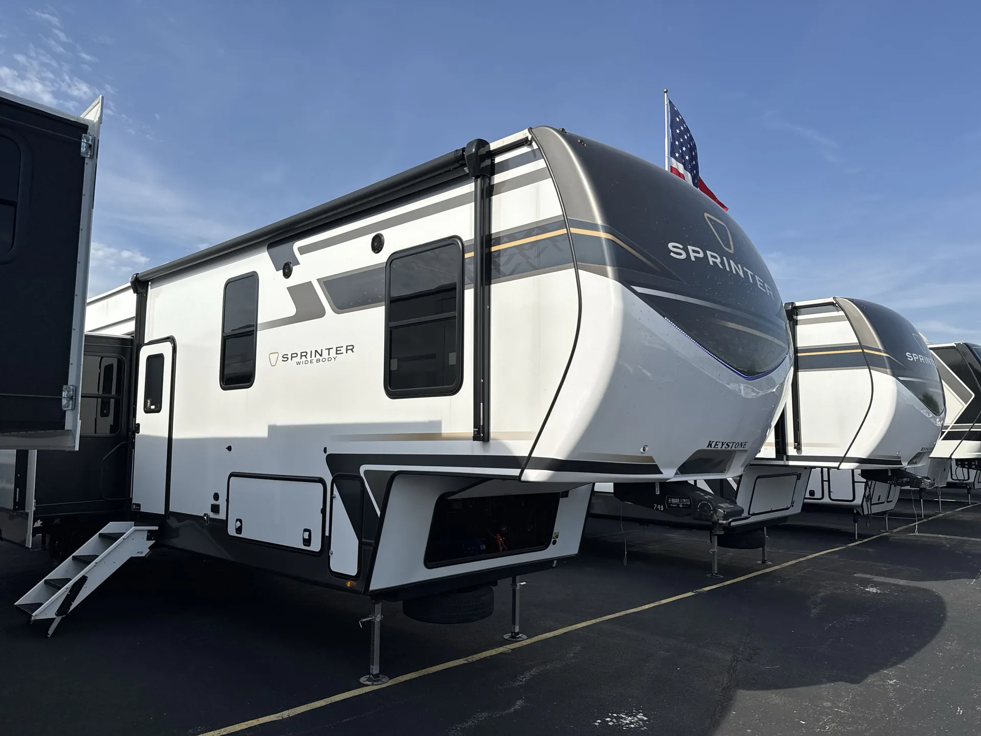 2026 Keystone Sprinter 3900DBL - Photo 2