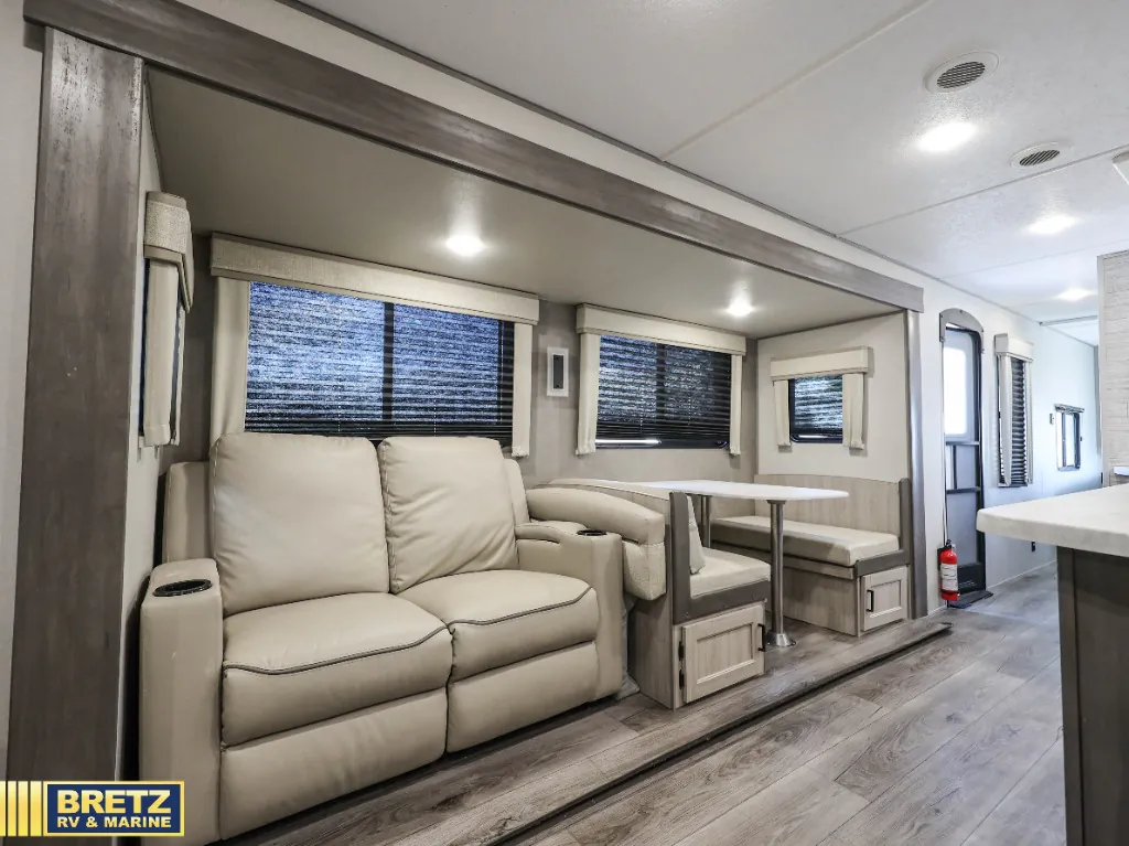 2024 Coachmen Catalina Legacy Edition 283FEDS, Photos photo 23