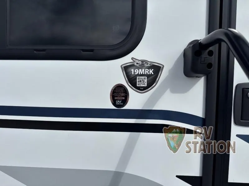 2026 Jayco Jay Feather 19MRK - Photo 3