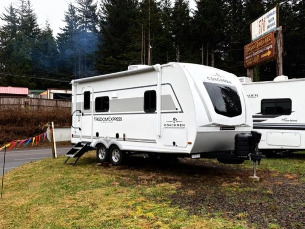 2026 Coachmen Freedom Express Ultra Lite 22MLS - Photo 3