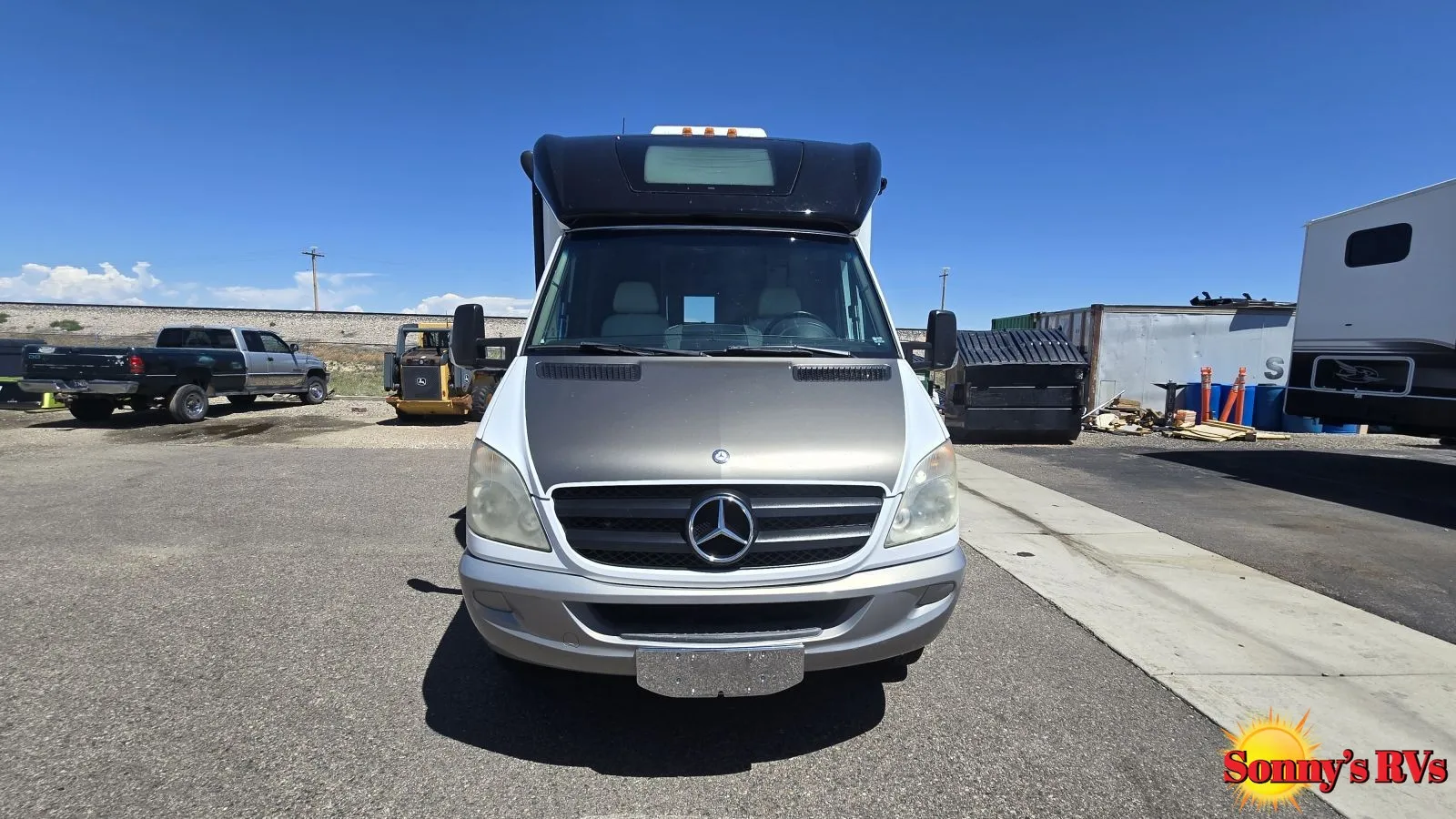 2013 Itasca View Profile 24V - Photo 2