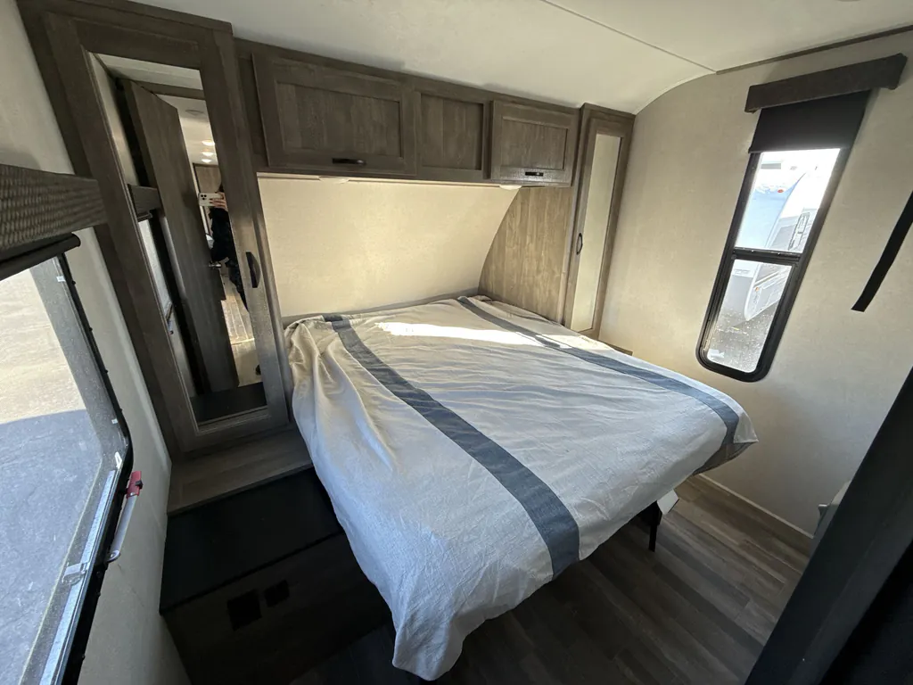 2020 Forest River Vibe 32BH, Photos photo 15